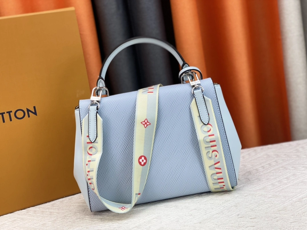 Louis Vuitton AAA Quality Handbags For Women UrbanStyle 3938
