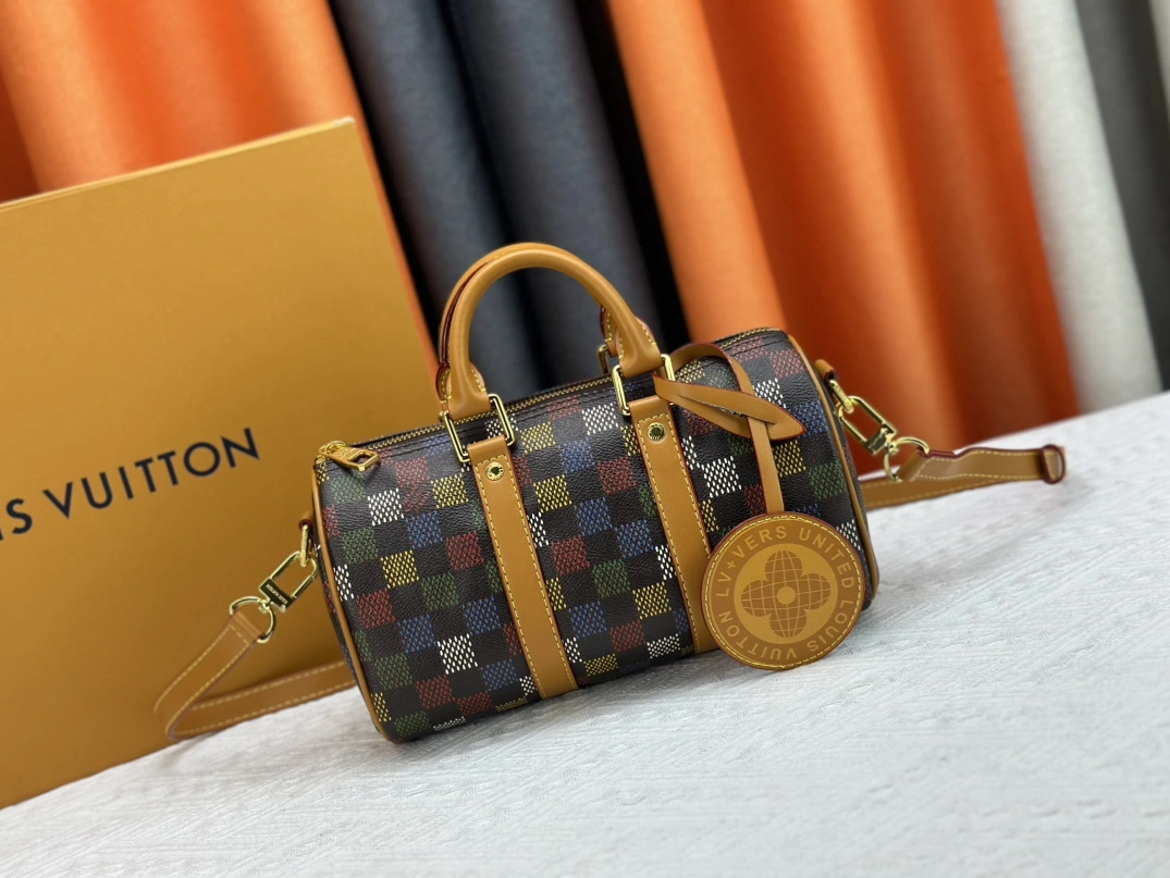 Louis Vuitton AAA Quality Handbags For Women UrbanStyle 8570