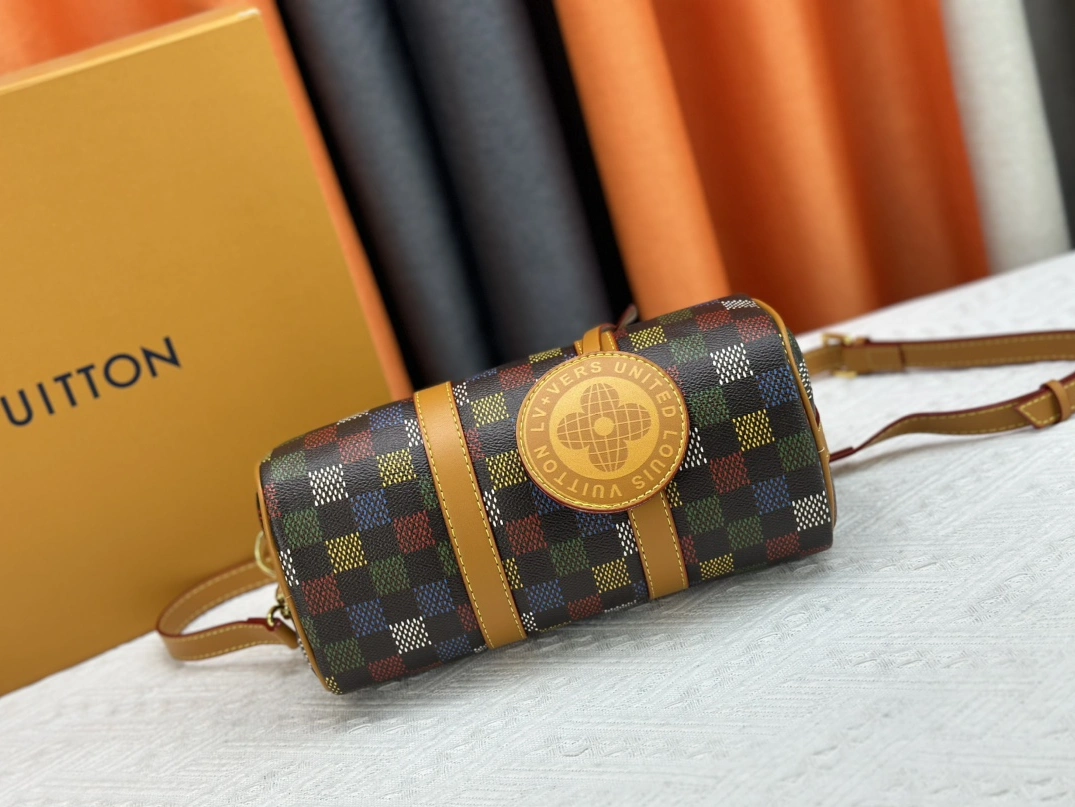 Louis Vuitton AAA Quality Handbags For Women UrbanStyle 8570