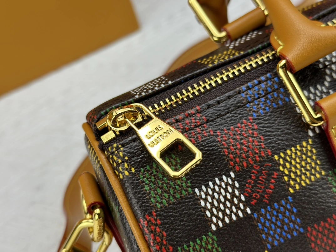 Louis Vuitton AAA Quality Handbags For Women UrbanStyle 8570
