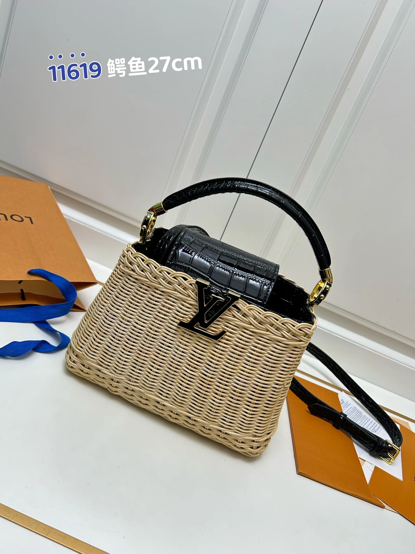 Louis Vuitton AAA Quality Handbags For Women Vibrant 4449