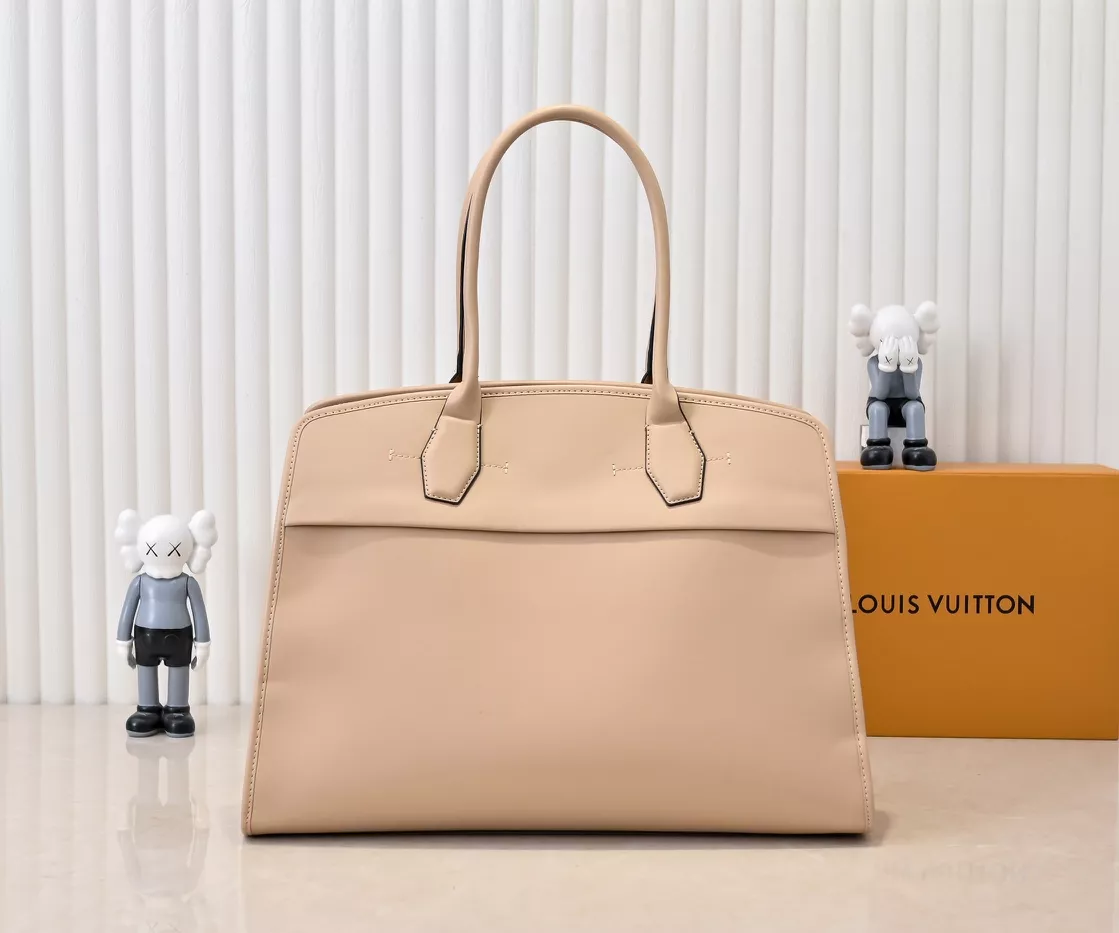 Louis Vuitton AAA Quality Handbags For Women Vibrant 5321