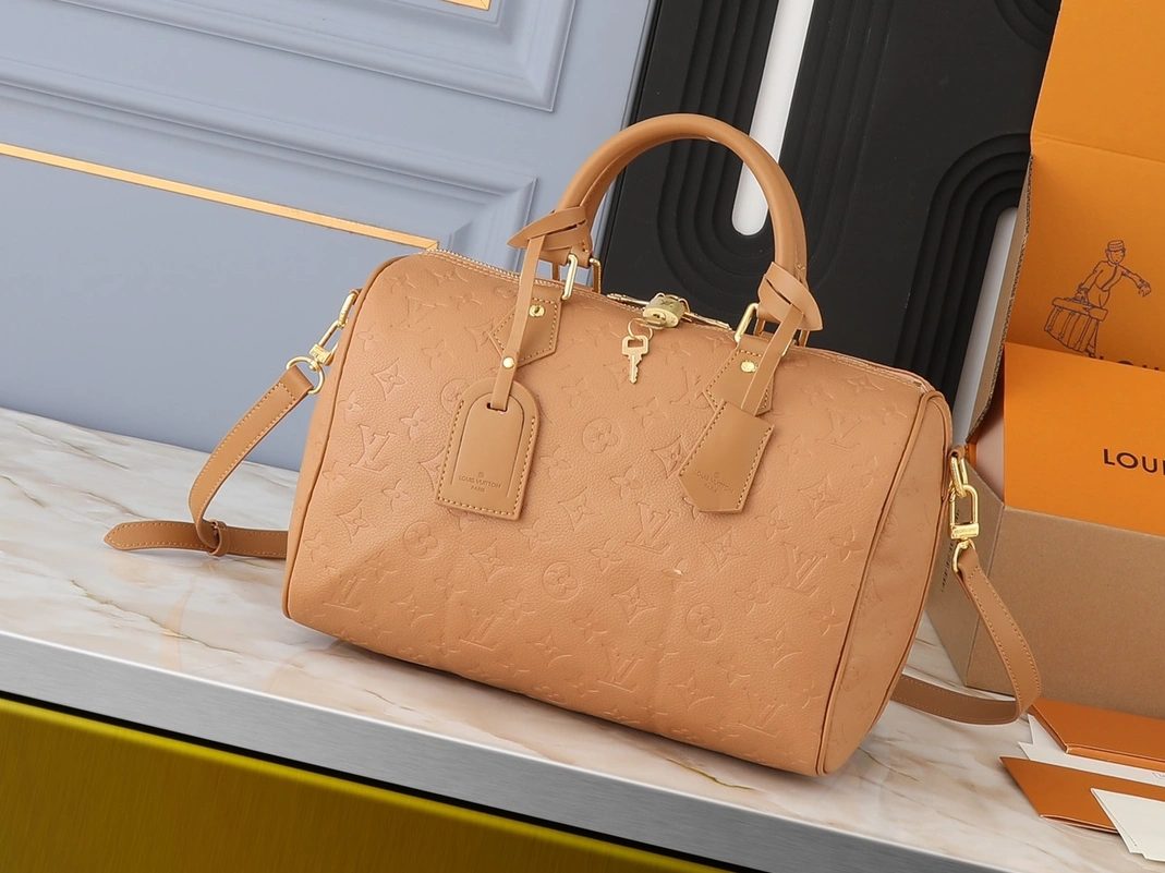 Louis Vuitton AAA Quality Handbags For Women WellDesigned 3460