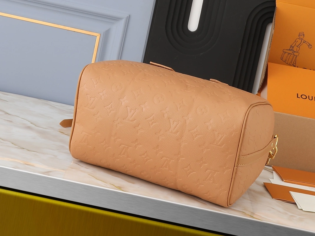 Louis Vuitton AAA Quality Handbags For Women WellDesigned 3460