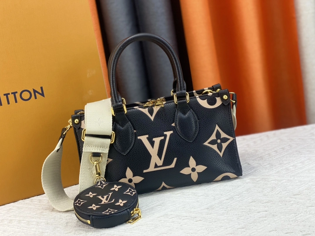 Louis Vuitton AAA Quality Handbags For Women WellDesigned 3816