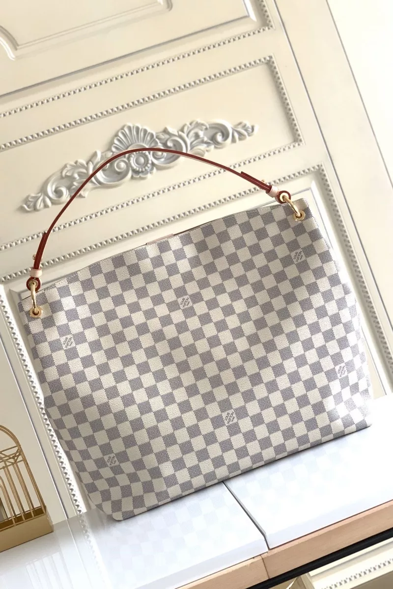Louis Vuitton AAA Quality Handbags In Apricot For Women Popular 1052
