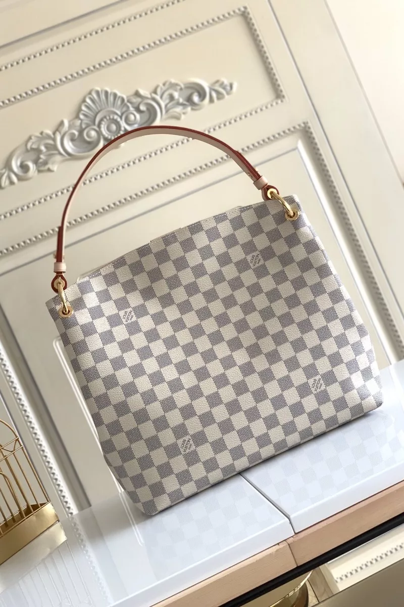 Louis Vuitton AAA Quality Handbags In Pink For Women Sleek 187