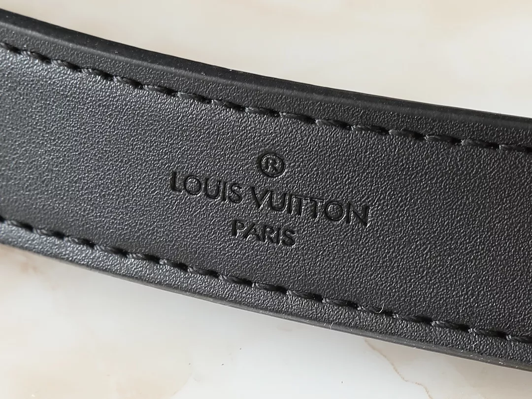 Louis Vuitton AAA Quality Messenger Bags For Unisex Durable 2423