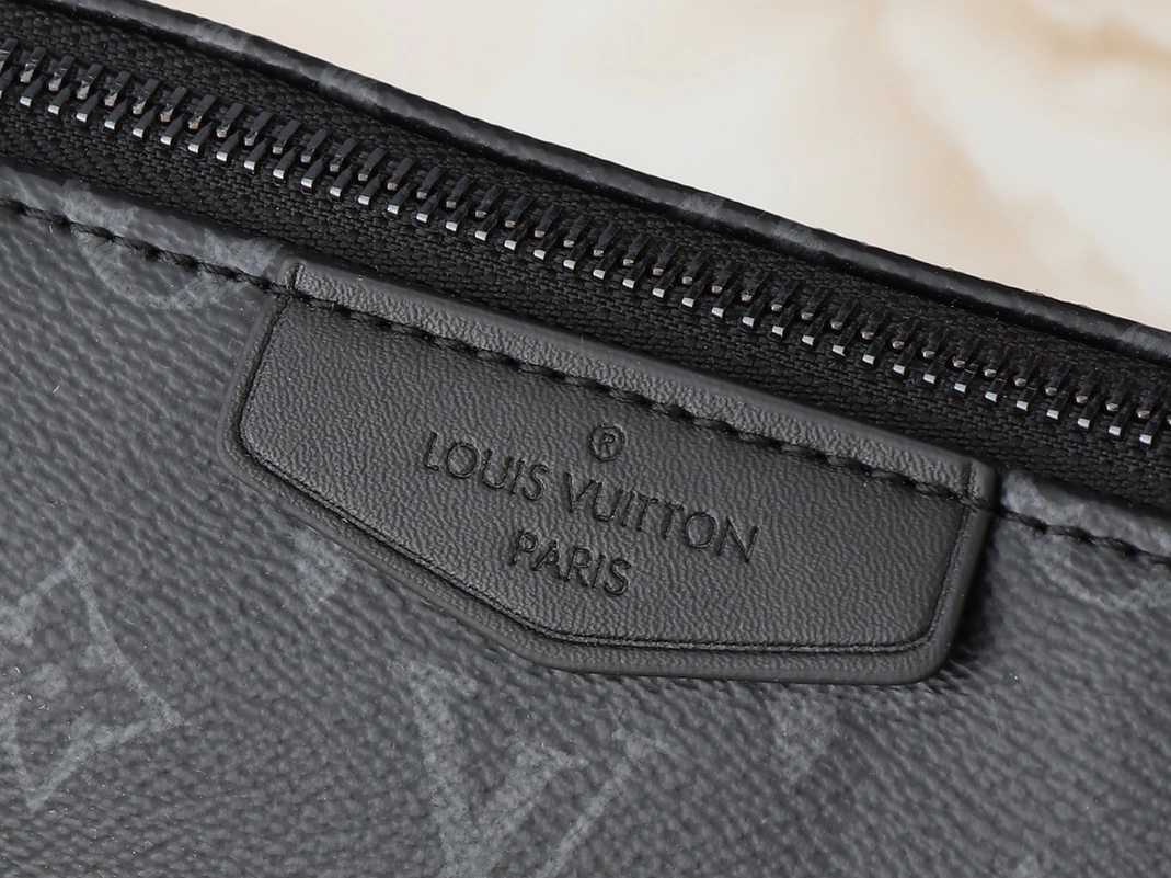 Louis Vuitton AAA Quality Messenger Bags For Unisex Durable 3258