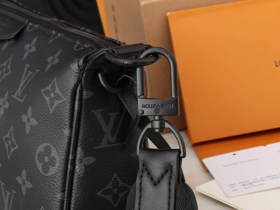 Louis Vuitton AAA Quality Messenger Bags For Unisex Durable 3258