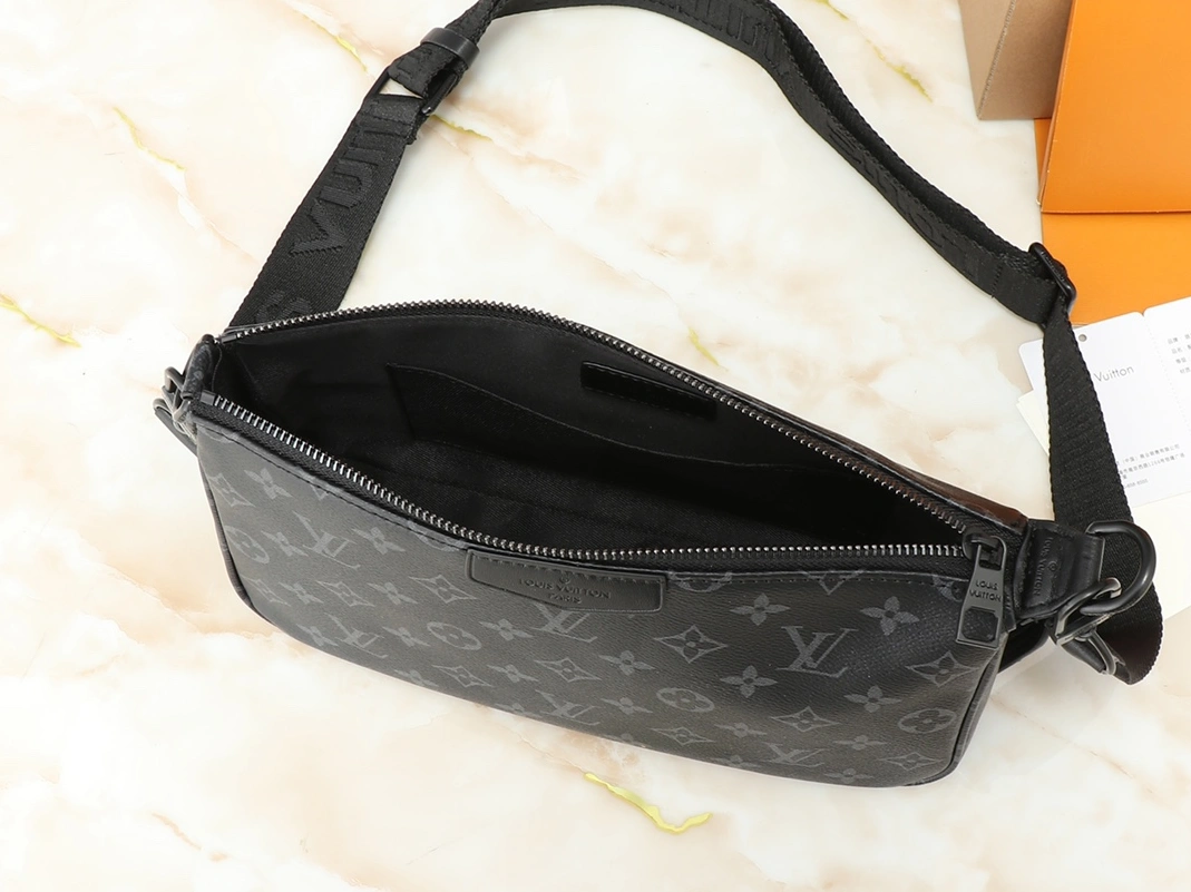 Louis Vuitton AAA Quality Messenger Bags For Unisex Durable 3258