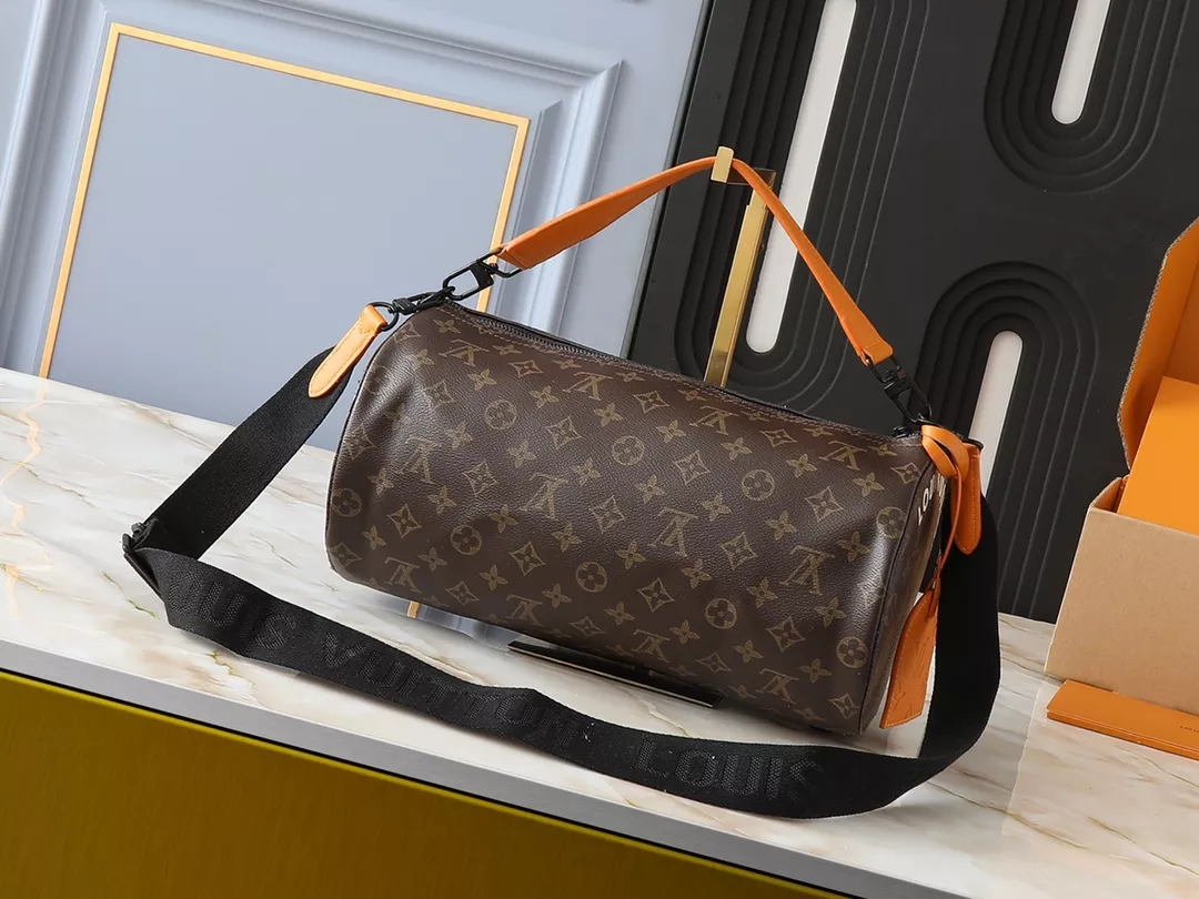 Louis Vuitton AAA Quality Messenger Bags For Unisex GoodFit 3404