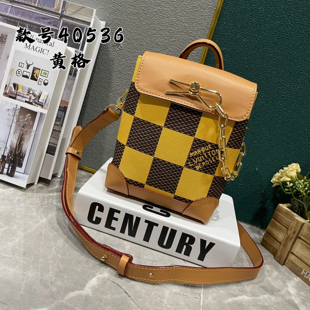 Louis Vuitton AAA Quality Messenger Bags For Unisex UrbanStyle 7209