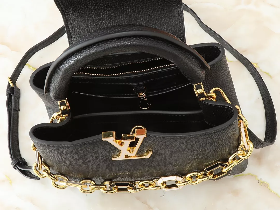 Louis Vuitton AAA Quality Messenger Bags For Women Affordable 6008