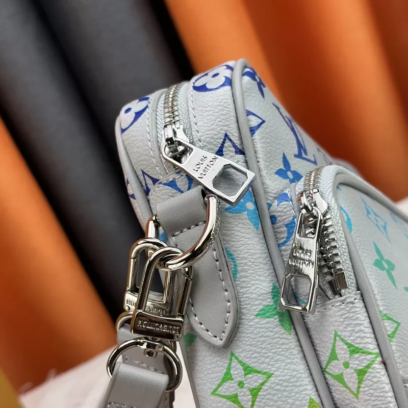 Louis Vuitton AAA Quality Messenger Bags For Women AllSeason 3191