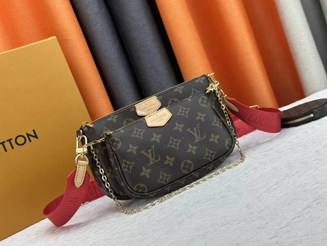 Louis Vuitton AAA Quality Messenger Bags For Women AllSeason 3266