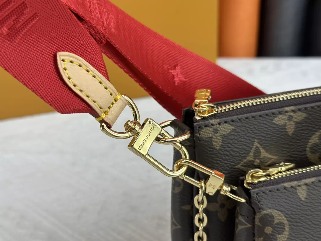 Louis Vuitton AAA Quality Messenger Bags For Women AllSeason 3266