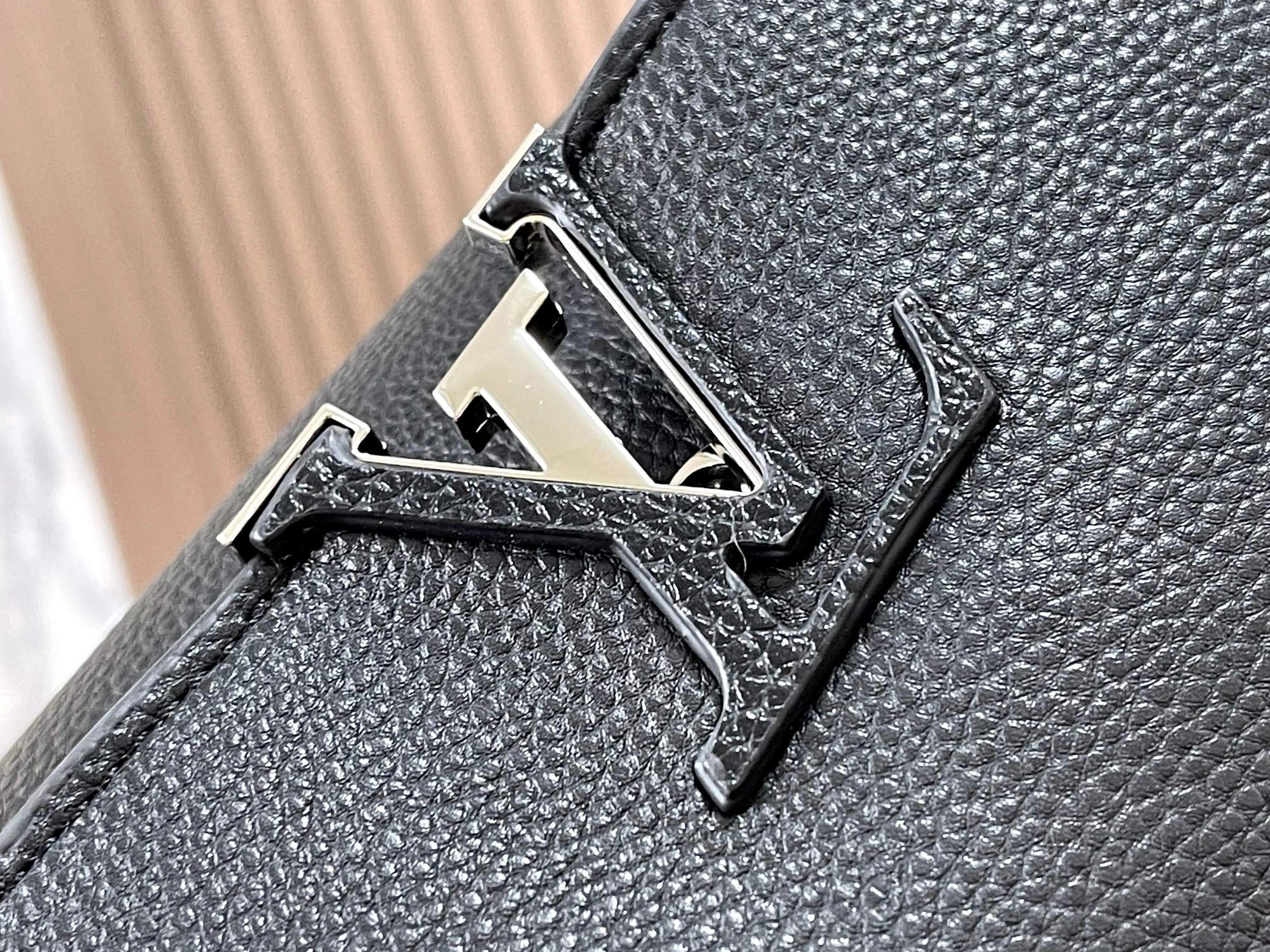 Louis Vuitton AAA Quality Messenger Bags For Women BestValue 1793