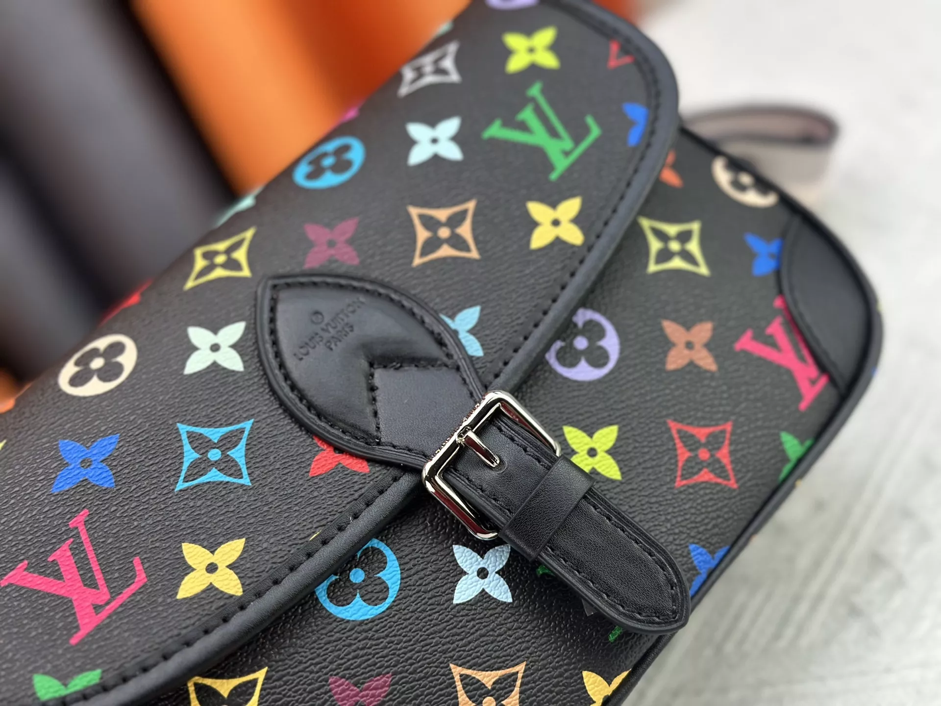 Louis Vuitton AAA Quality Messenger Bags For Women BestValue 6032