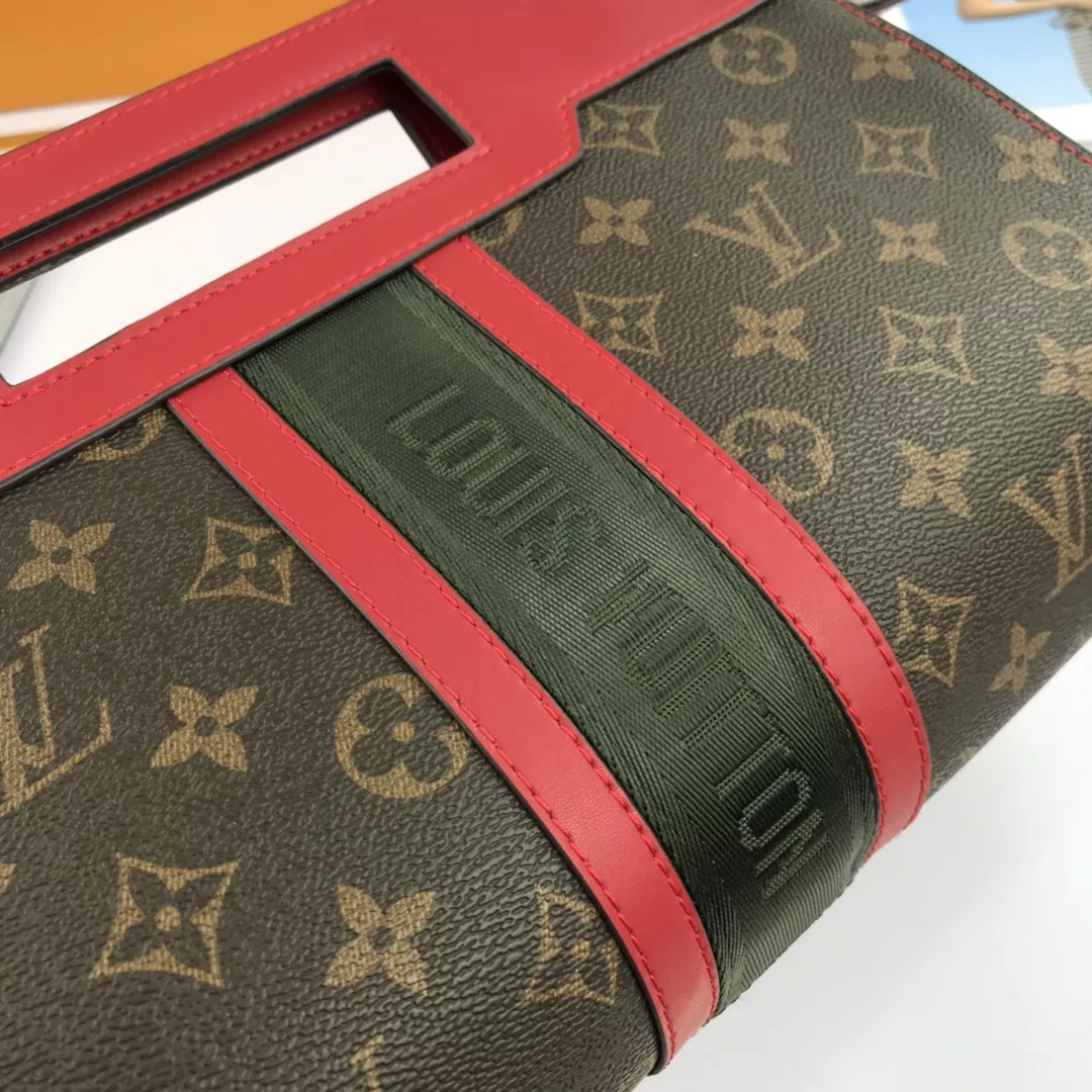 Louis Vuitton AAA Quality Messenger Bags For Women BestValue 7034