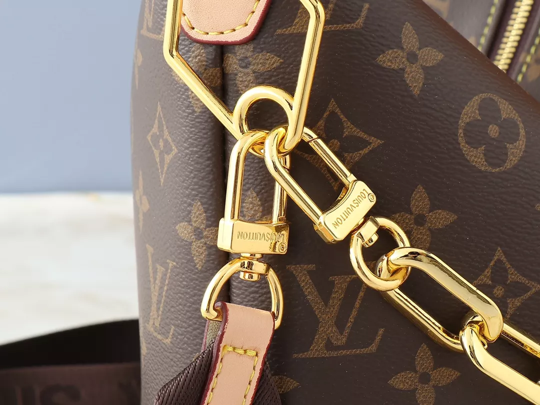 Louis Vuitton AAA Quality Messenger Bags For Women Breathable 3682