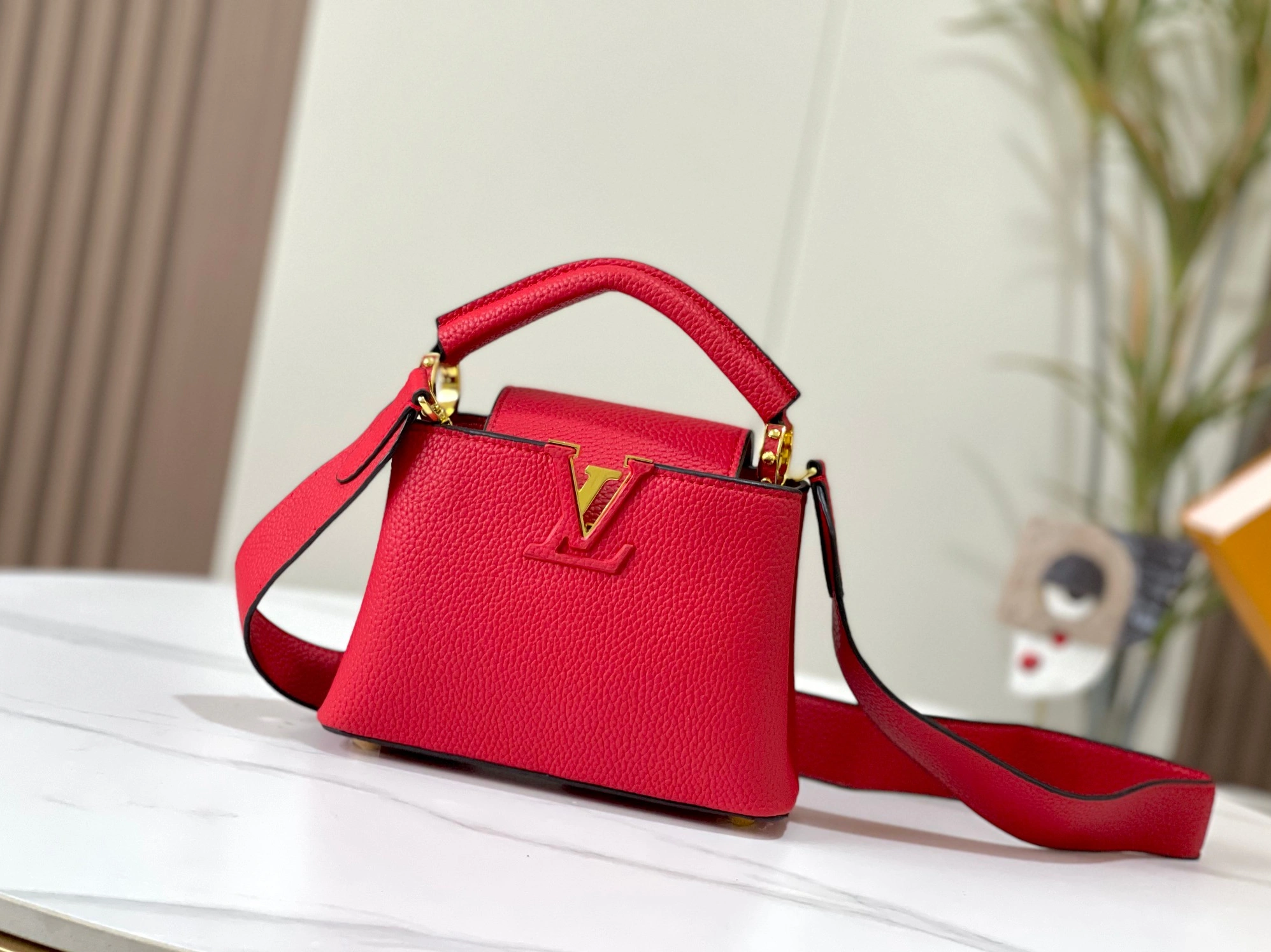 Louis Vuitton AAA Quality Messenger Bags For Women Breathable 7366