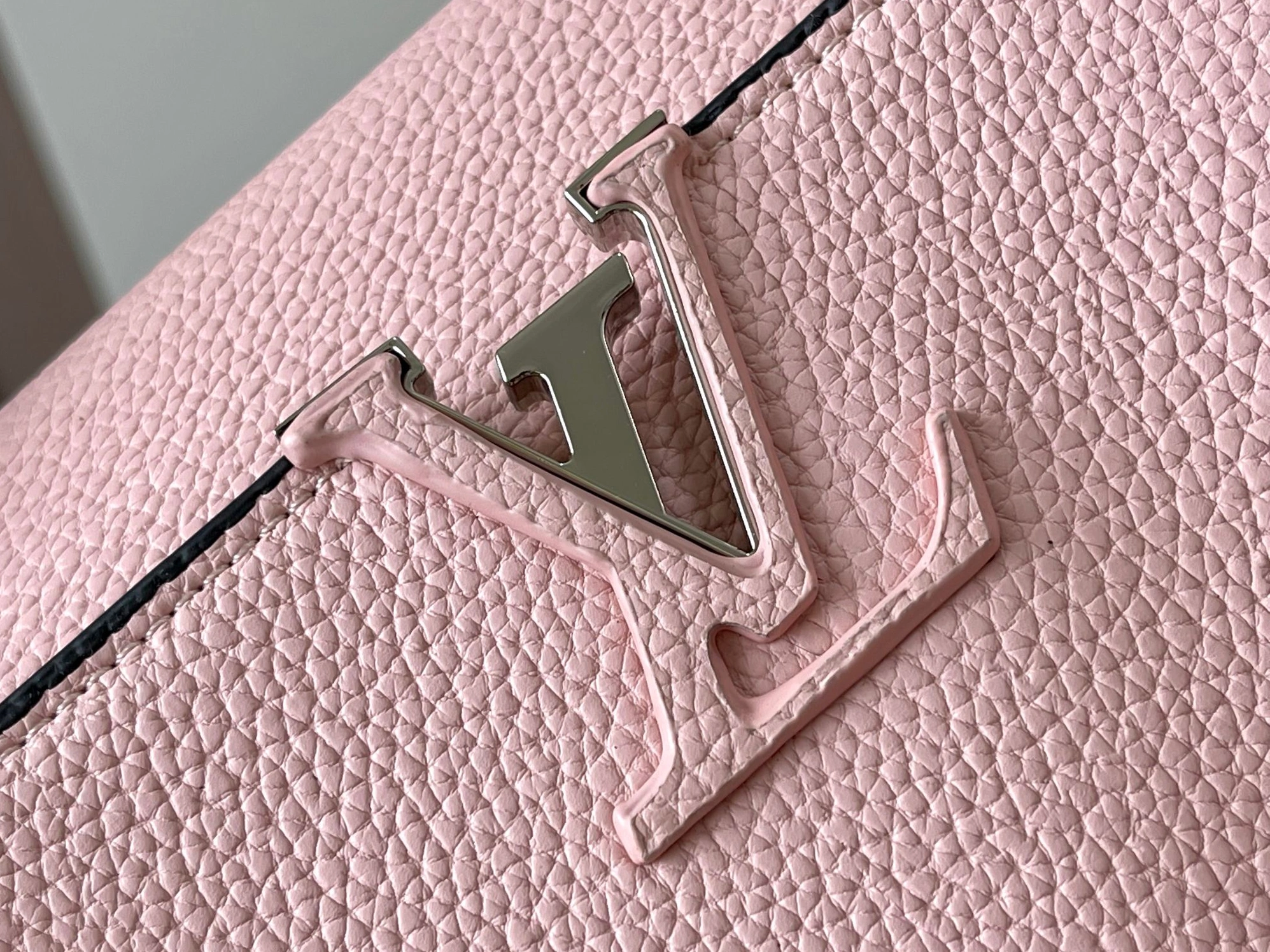 Louis Vuitton AAA Quality Messenger Bags For Women DailyWear 1757