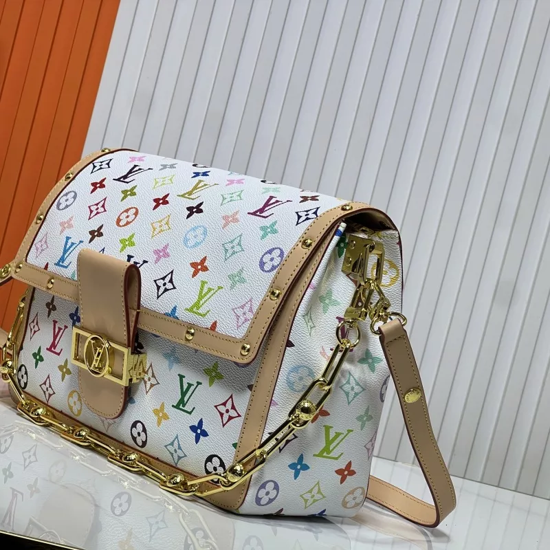 Louis Vuitton AAA Quality Messenger Bags For Women DailyWear 7387
