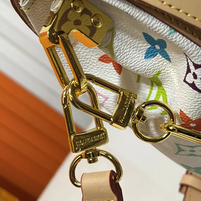 Louis Vuitton AAA Quality Messenger Bags For Women DailyWear 7387