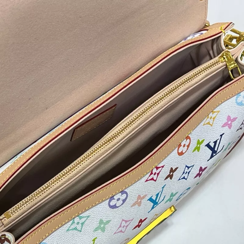 Louis Vuitton AAA Quality Messenger Bags For Women DailyWear 7387