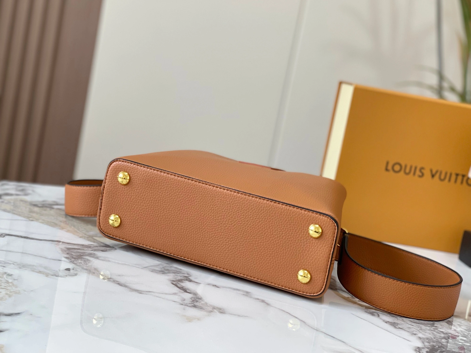 Louis Vuitton AAA Quality Messenger Bags For Women DailyWear 7476