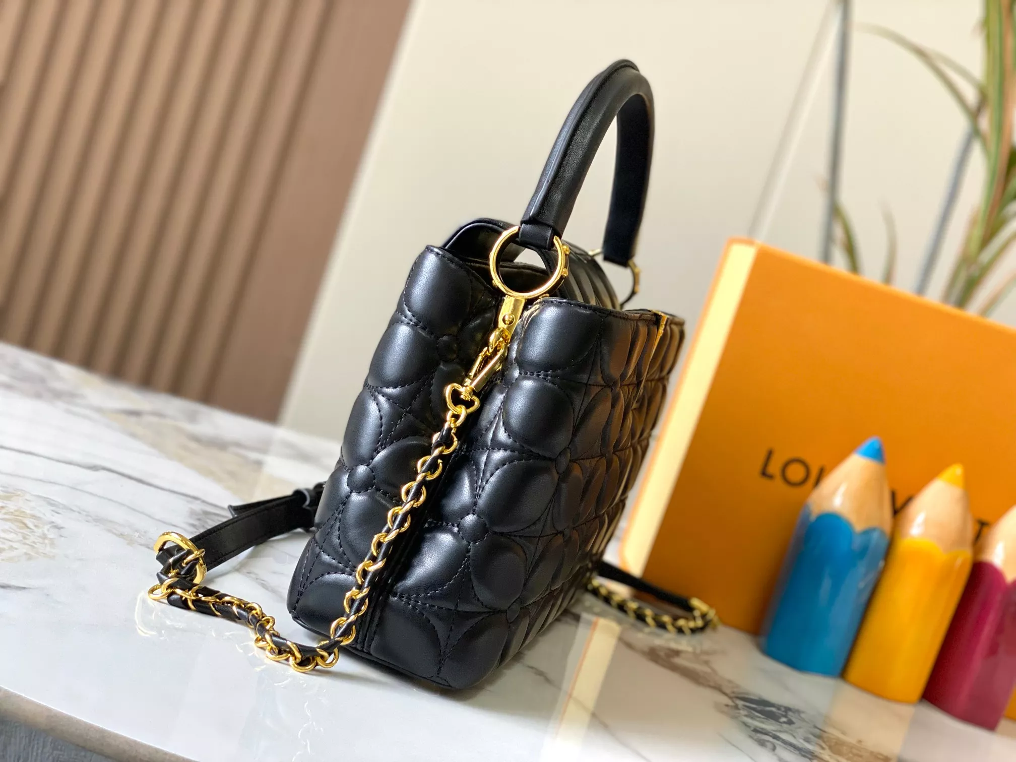 Louis Vuitton AAA Quality Messenger Bags For Women EasyMatch 941