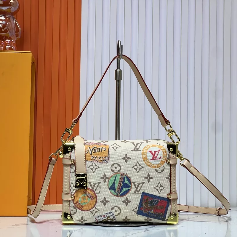 Louis Vuitton AAA Quality Messenger Bags For Women Efficient 8141