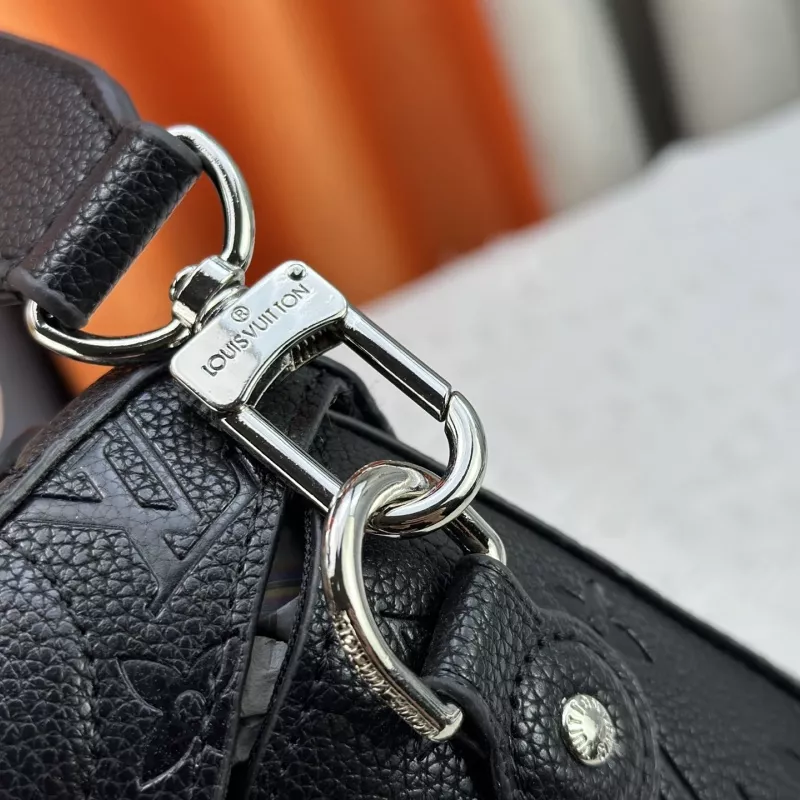 Louis Vuitton AAA Quality Messenger Bags For Women EyeCatching 9846