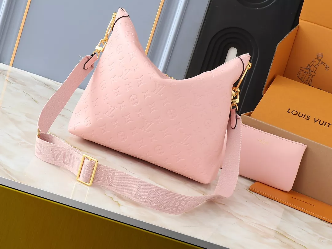 Louis Vuitton AAA Quality Messenger Bags For Women Flexible 1007