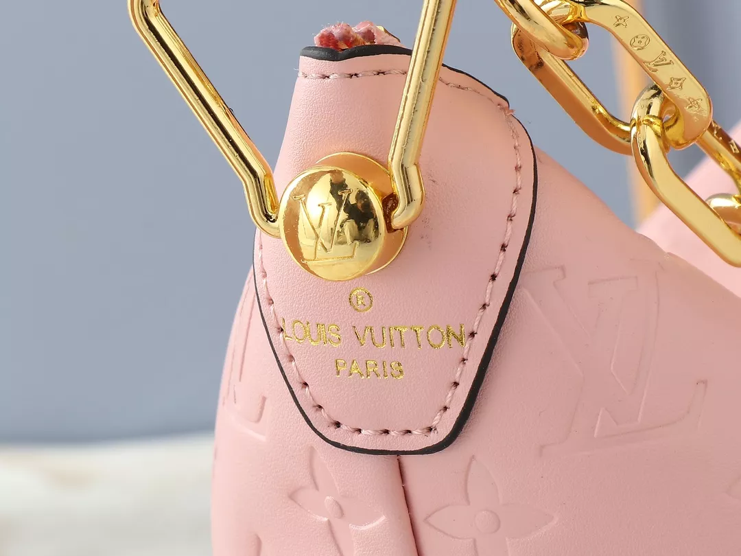 Louis Vuitton AAA Quality Messenger Bags For Women Flexible 1007