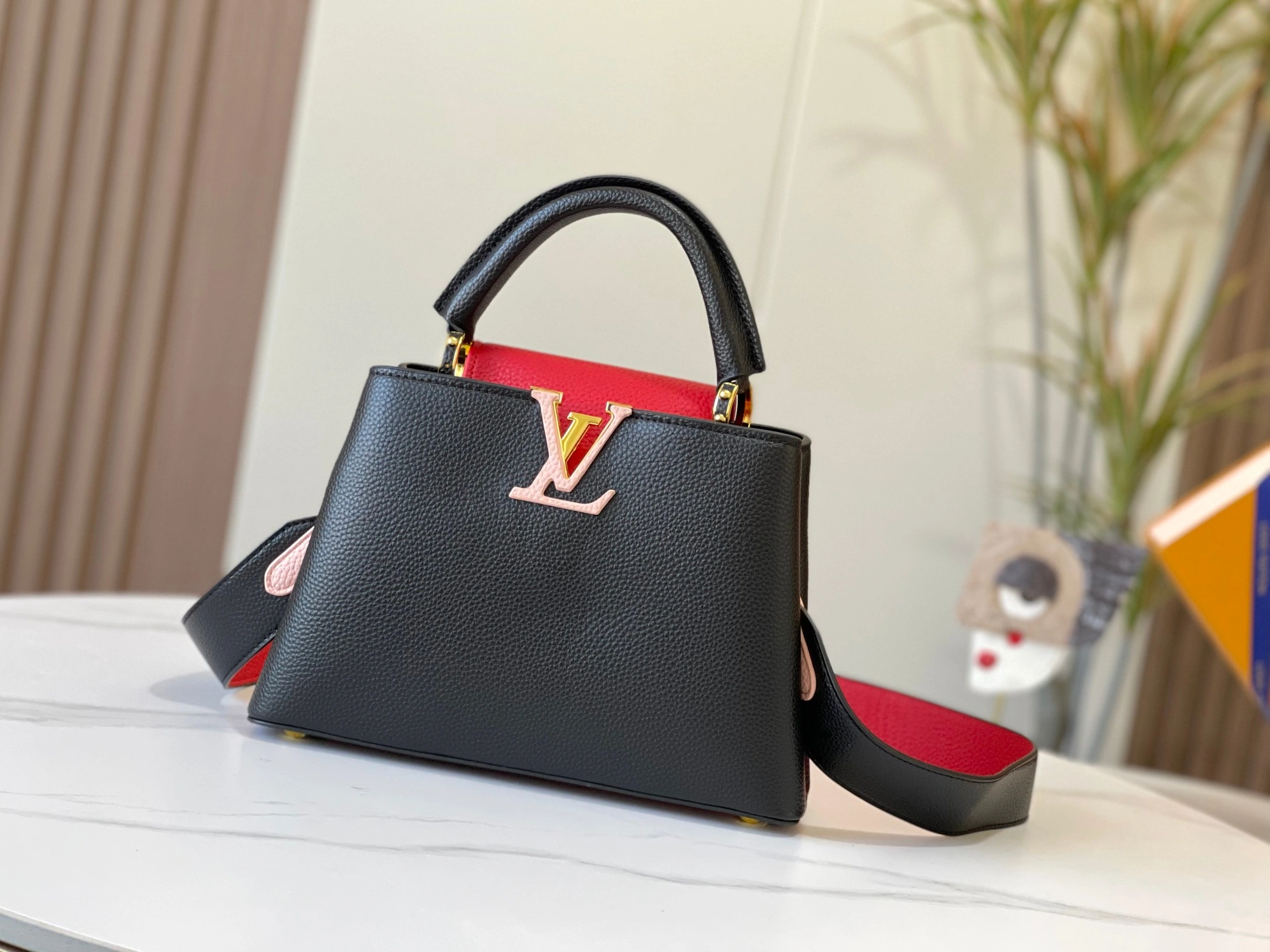 Louis Vuitton AAA Quality Messenger Bags For Women HighQuality 1600