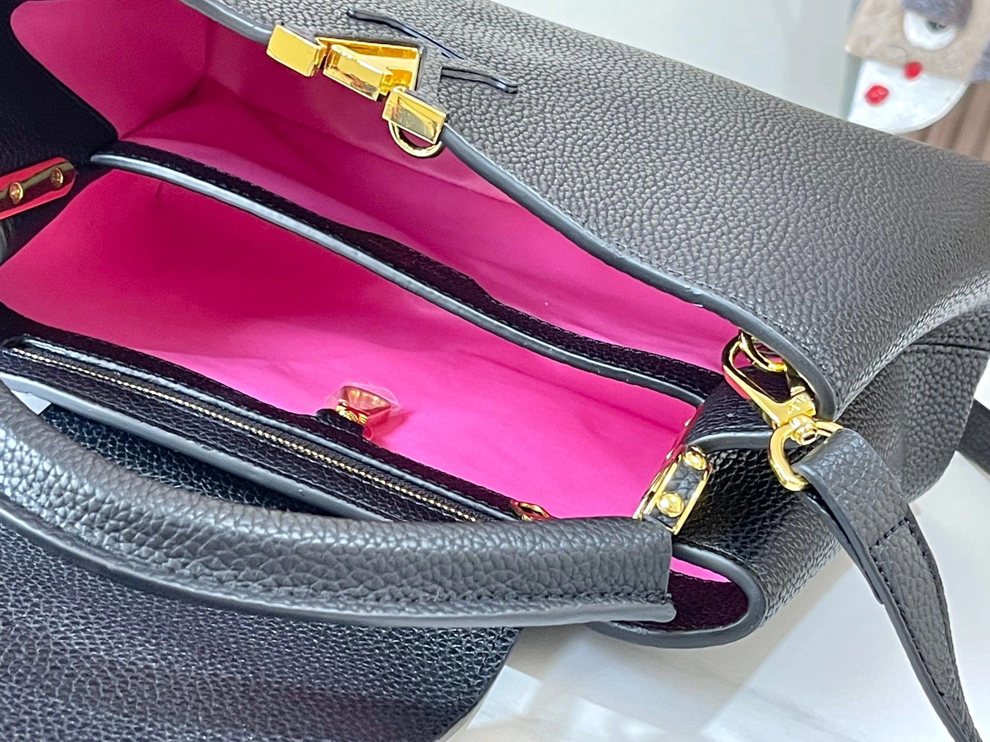 Louis Vuitton AAA Quality Messenger Bags For Women Minimalist 371