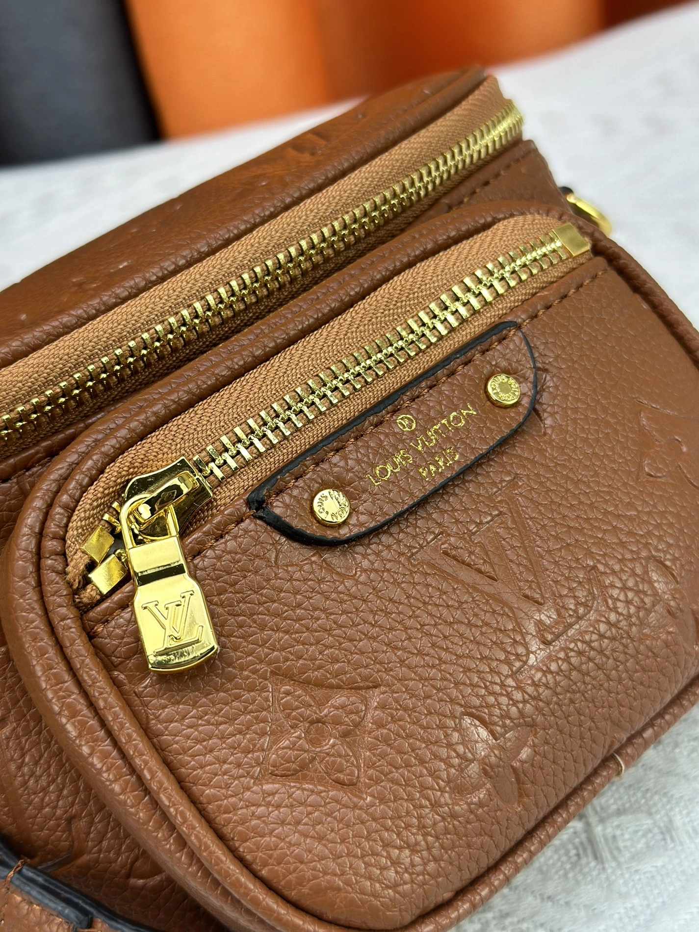 Louis Vuitton AAA Quality Messenger Bags For Women ModernLook 7015