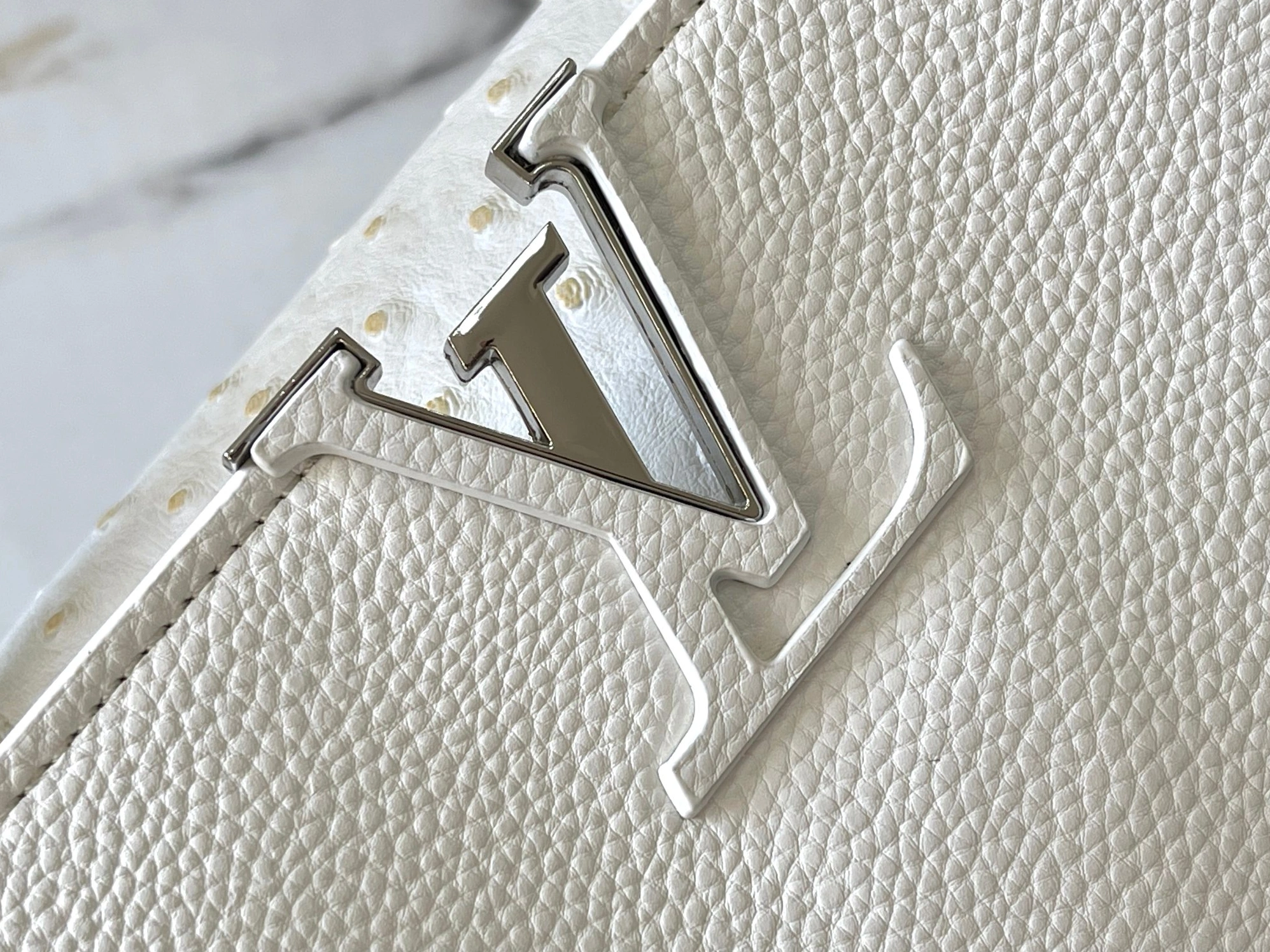 Louis Vuitton AAA Quality Messenger Bags For Women Popular 7469