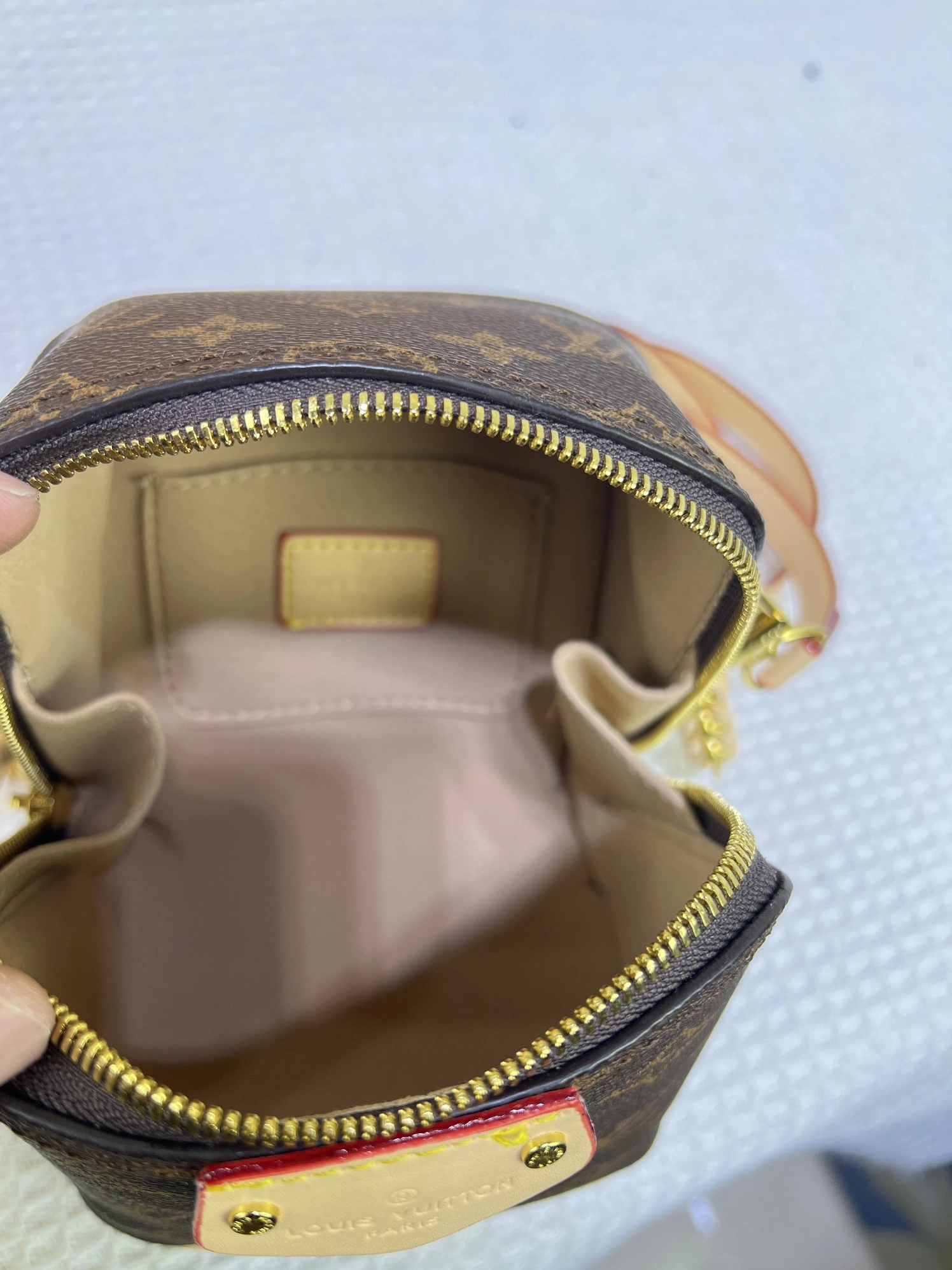 Louis Vuitton AAA Quality Messenger Bags For Women Refined 7449