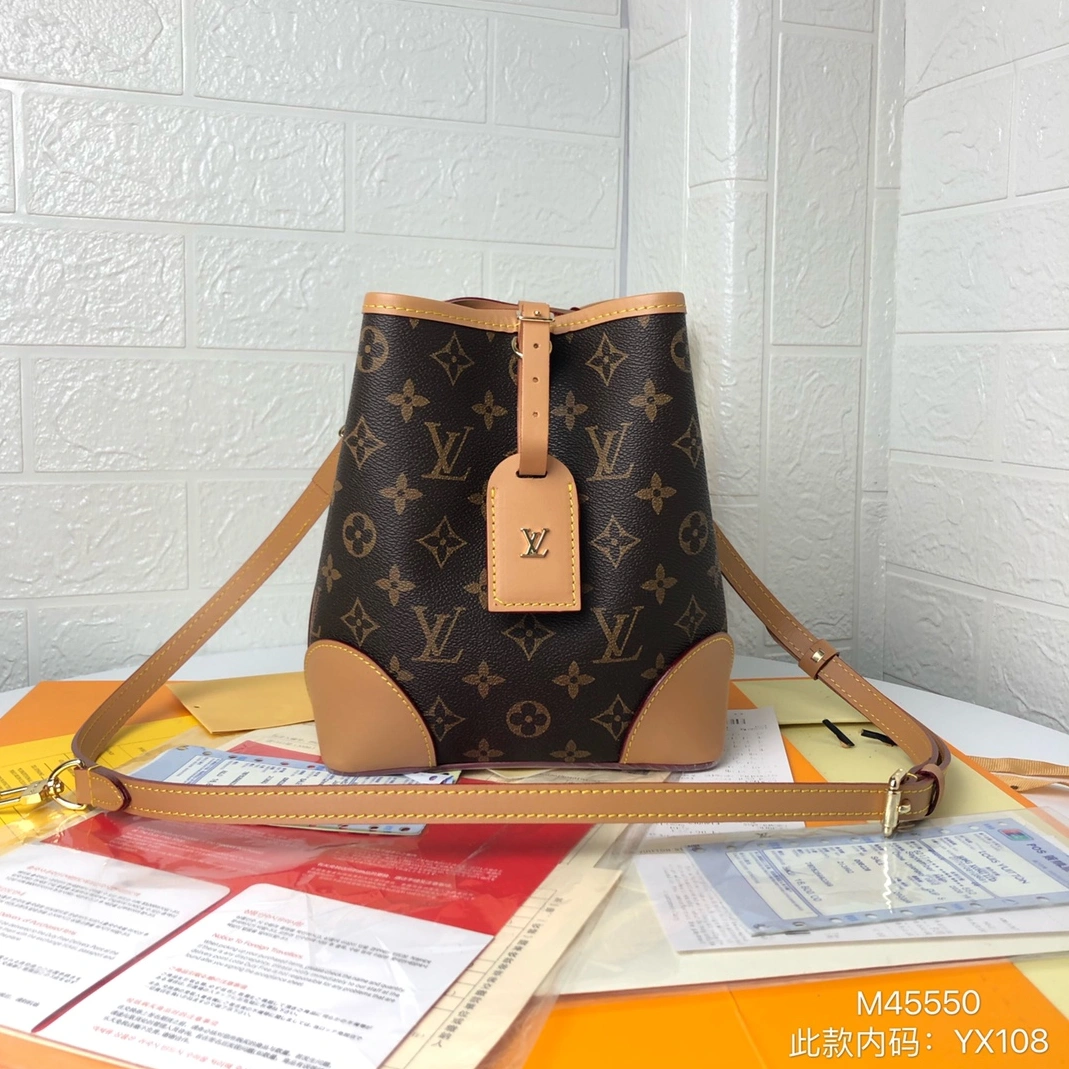 Louis Vuitton AAA Quality Messenger Bags For Women Reliable 2478