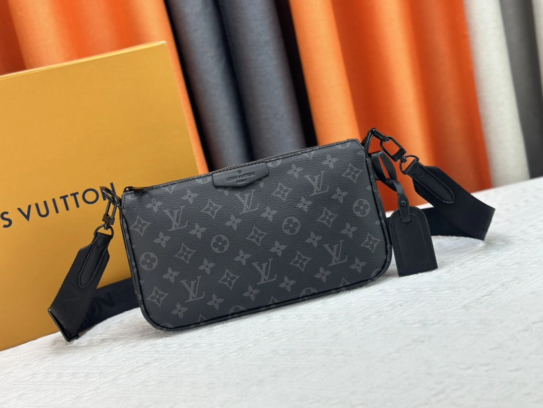 Louis Vuitton AAA Quality Messenger Bags For Women Reliable 4205
