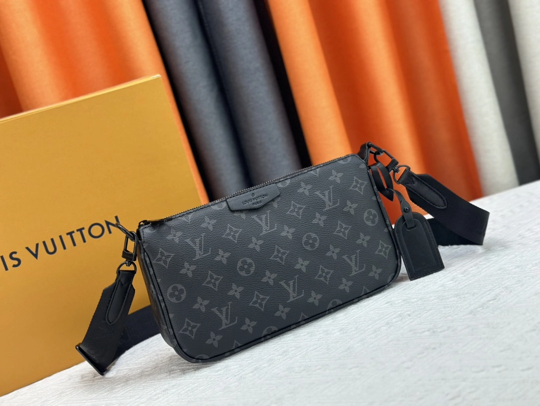 Louis Vuitton AAA Quality Messenger Bags For Women Reliable 4205