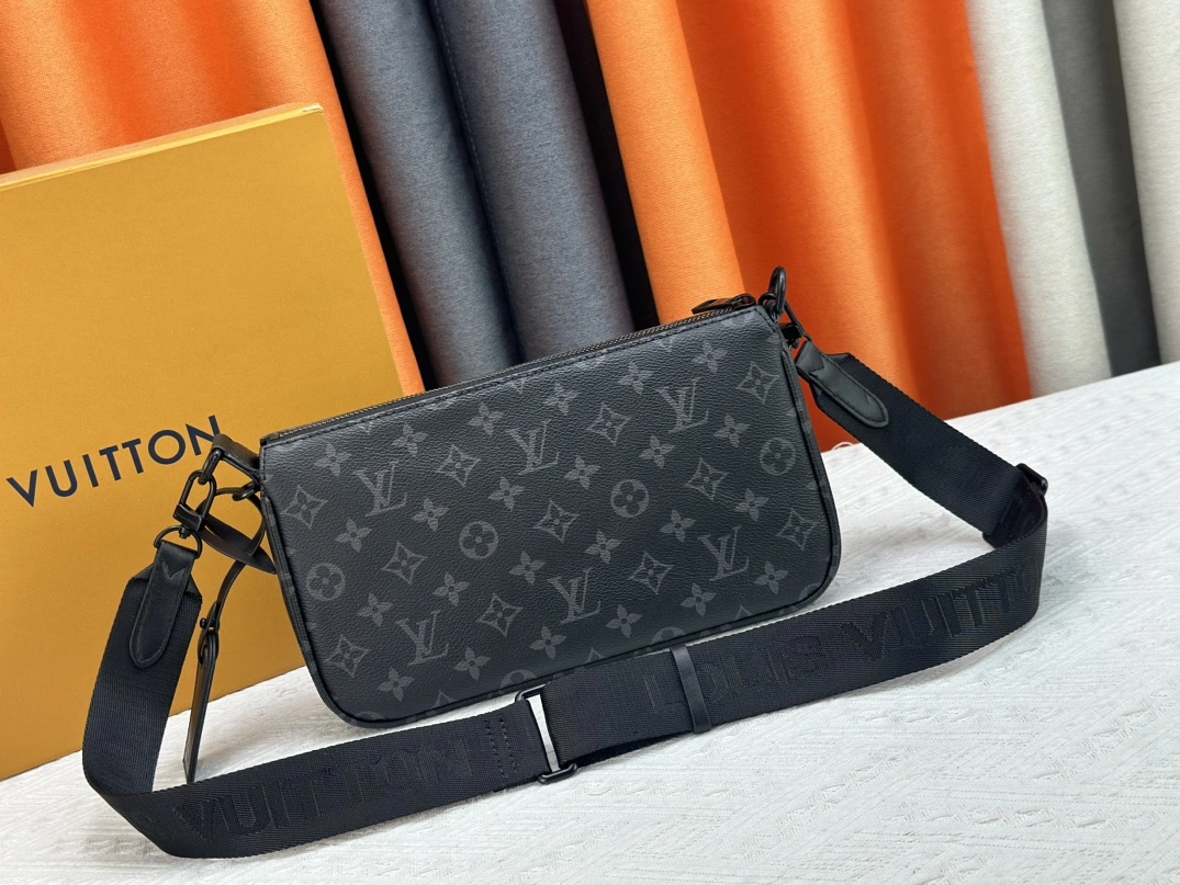 Louis Vuitton AAA Quality Messenger Bags For Women Reliable 4205