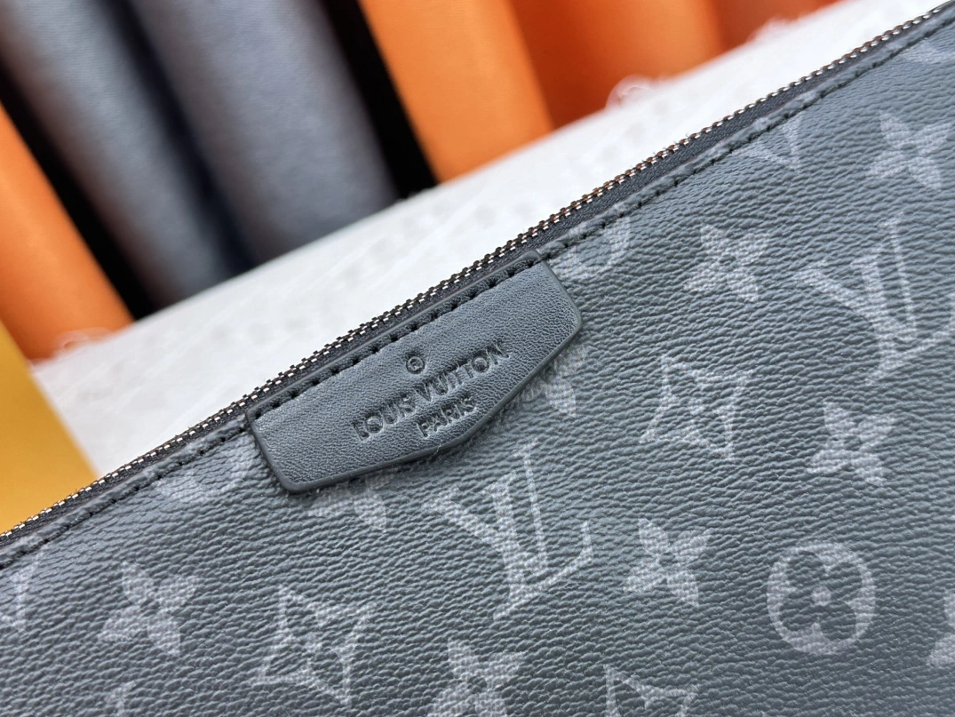 Louis Vuitton AAA Quality Messenger Bags For Women Reliable 4205