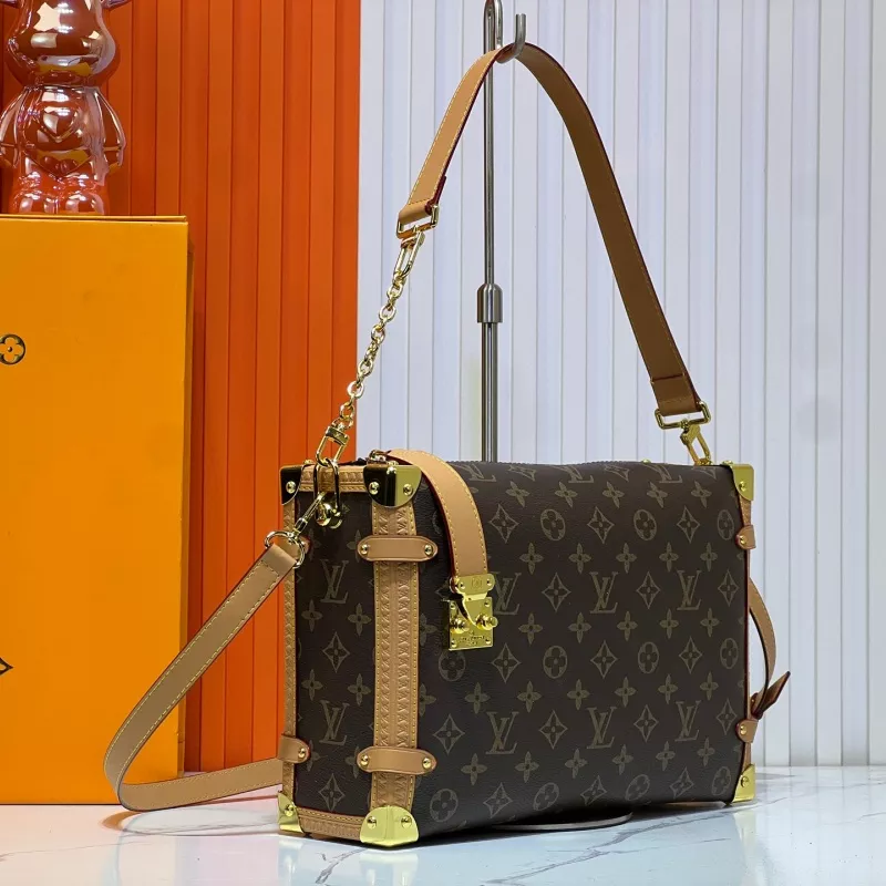 Louis Vuitton AAA Quality Messenger Bags For Women Soft 8459
