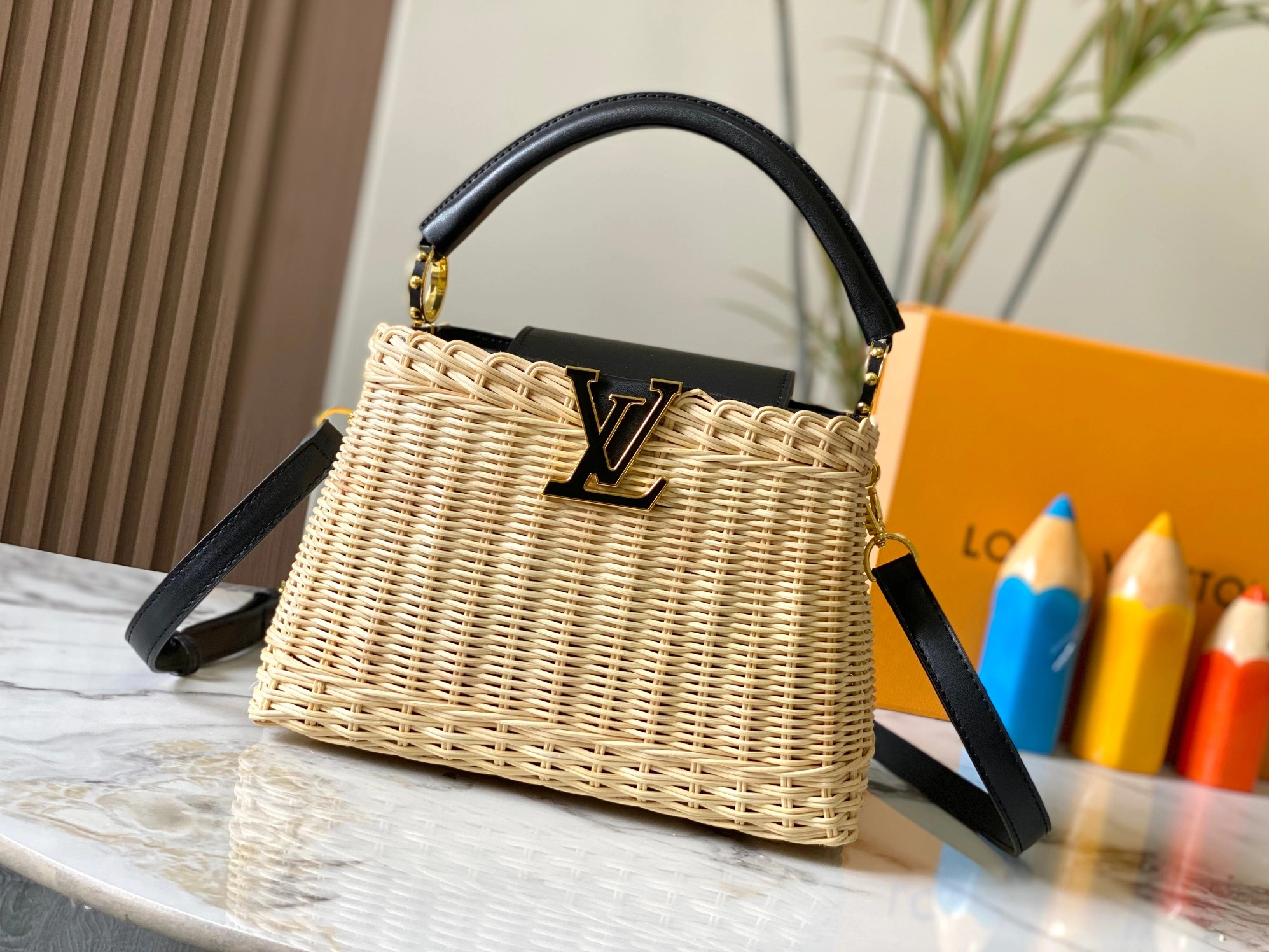 Louis Vuitton AAA Quality Messenger Bags For Women Sophisticated 2763