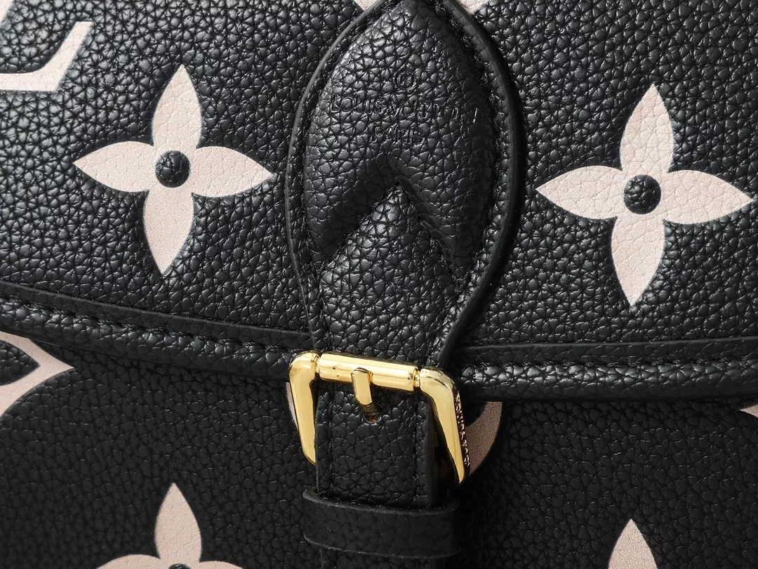 Louis Vuitton AAA Quality Messenger Bags For Women Timeless 7487