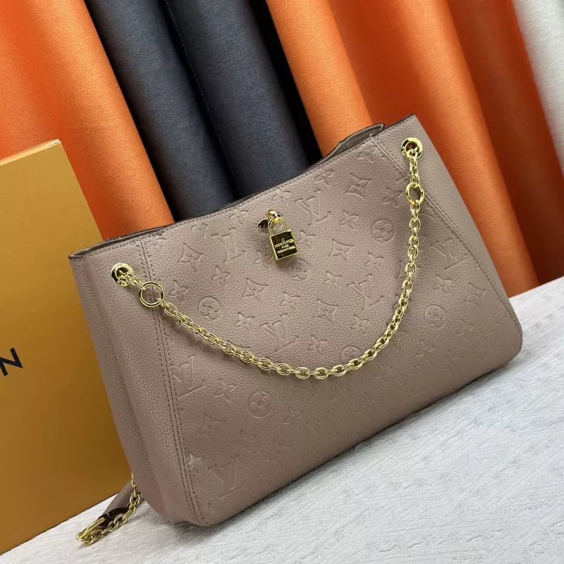 Louis Vuitton AAA Quality Messenger Bags For Women Vibrant 6974